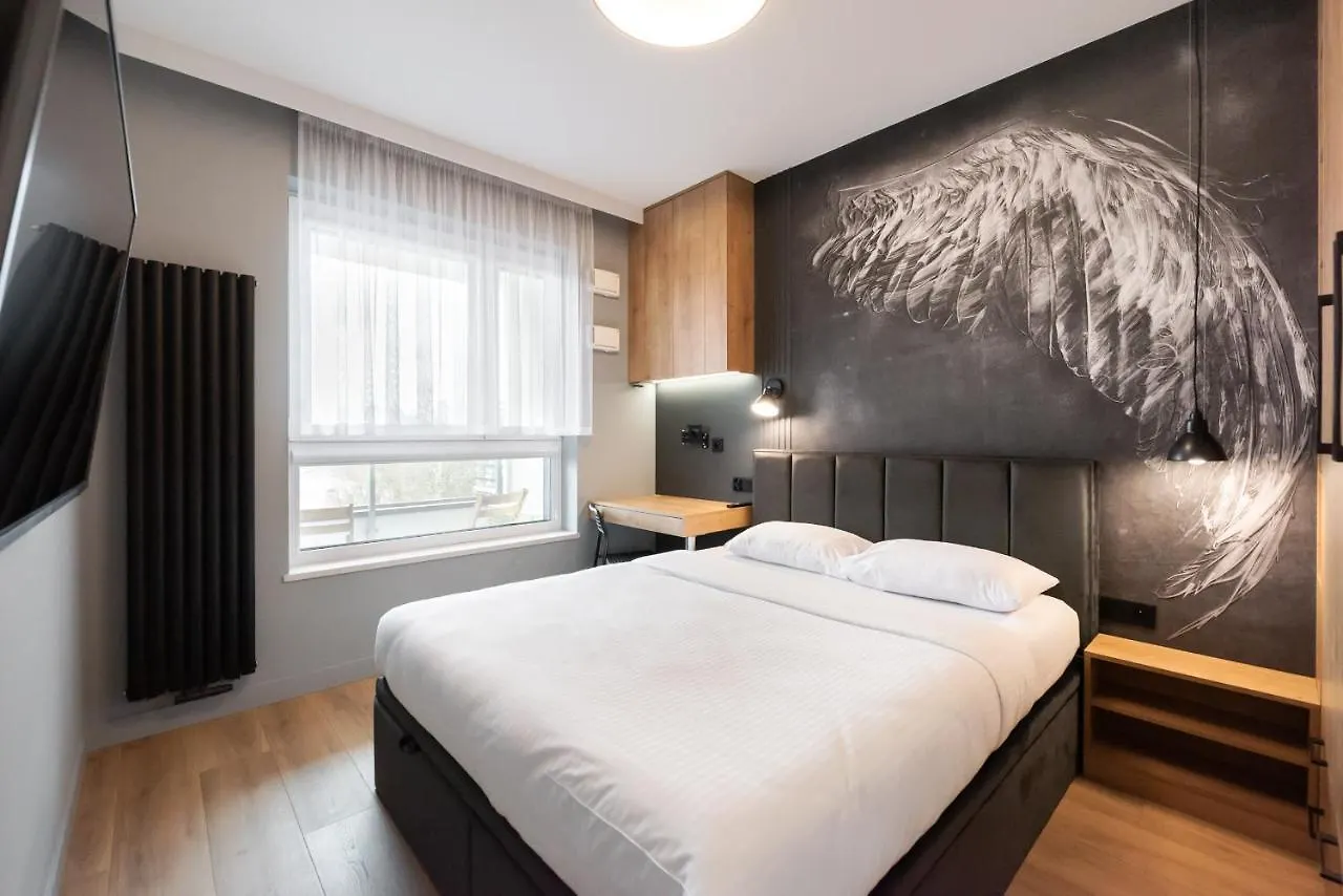 Zoliborz Obsidian Apartment Warsaw